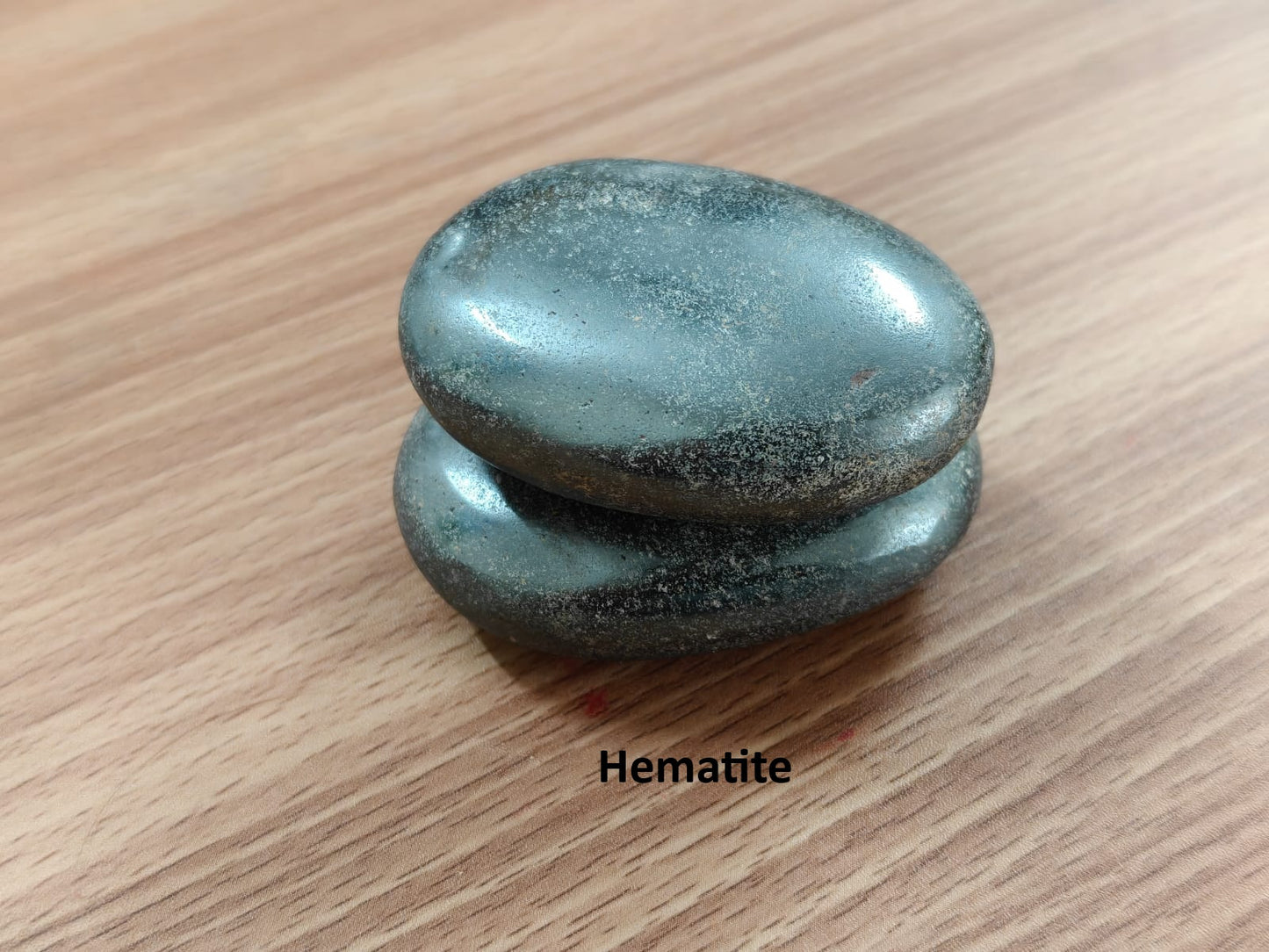 HEMATITE PALM STONE