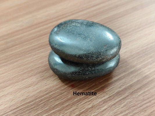 HEMATITE PALM STONE