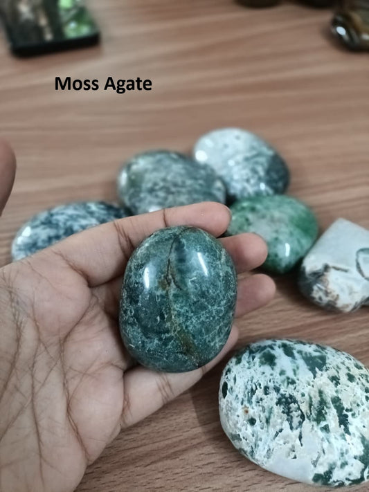 MOSS AGATE PALM STONE