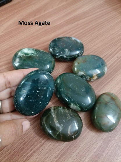 MOSS AGATE PALM STONE