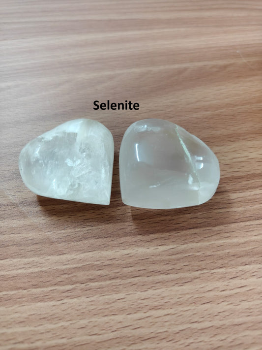 SELENITE PALM STONE