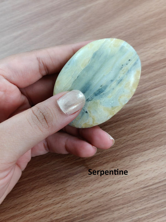 SERPENTINE PALM STONE